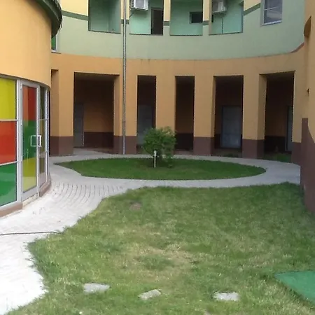Detelina Complex Hotel