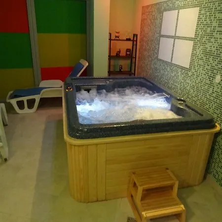 מלון Detelina Complex *