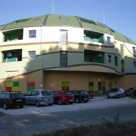 Hotel Detelina Complex