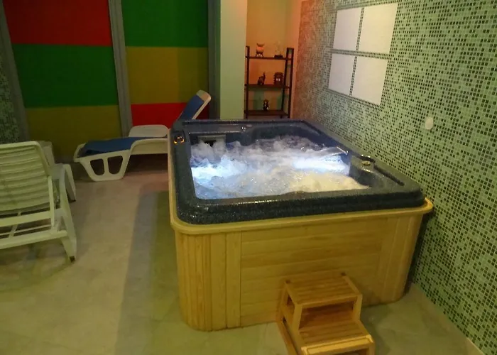 Хотел комплекс детелина *